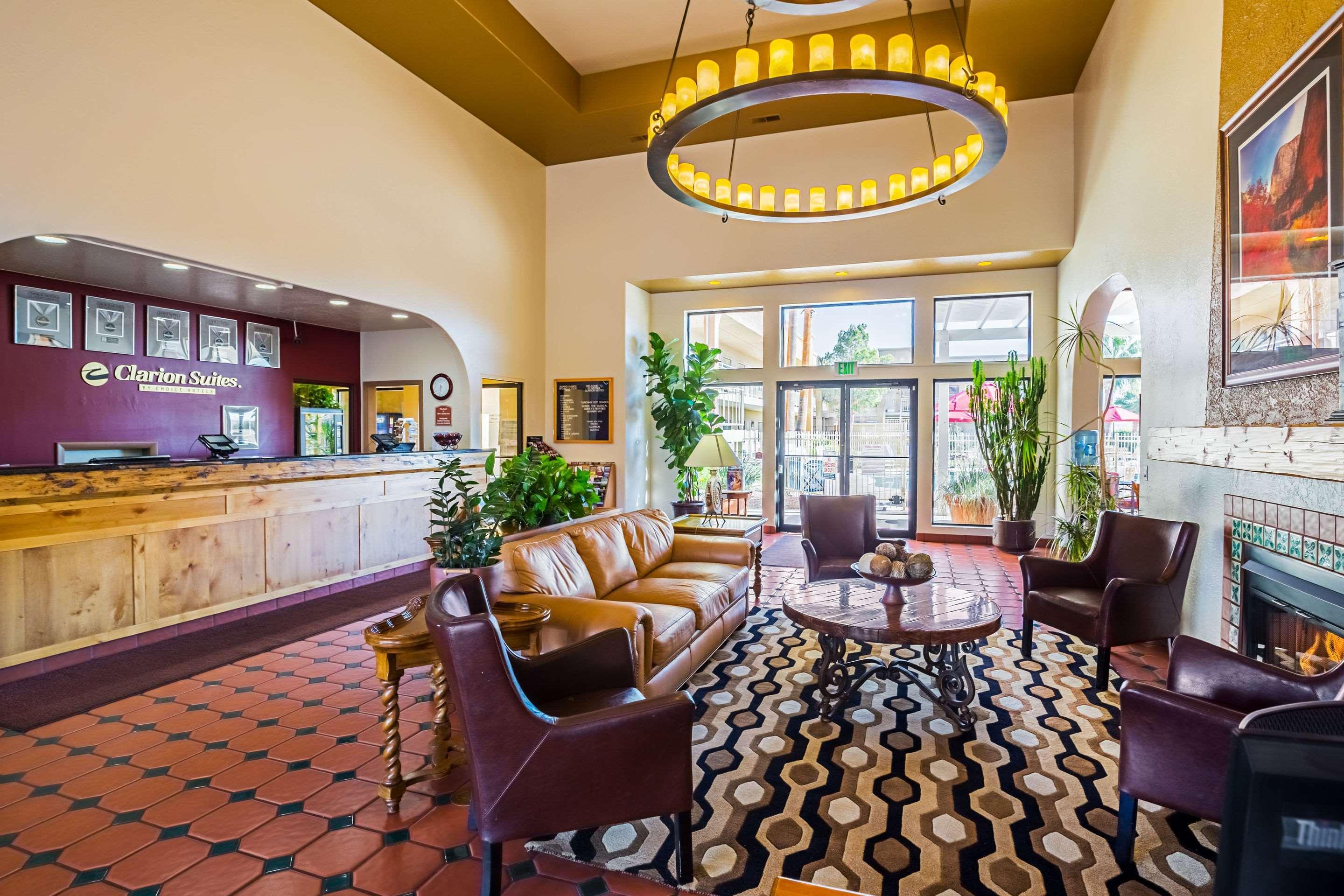 Clarion Suites St George - Convention Center Area Сейнт Джордж Екстериор снимка