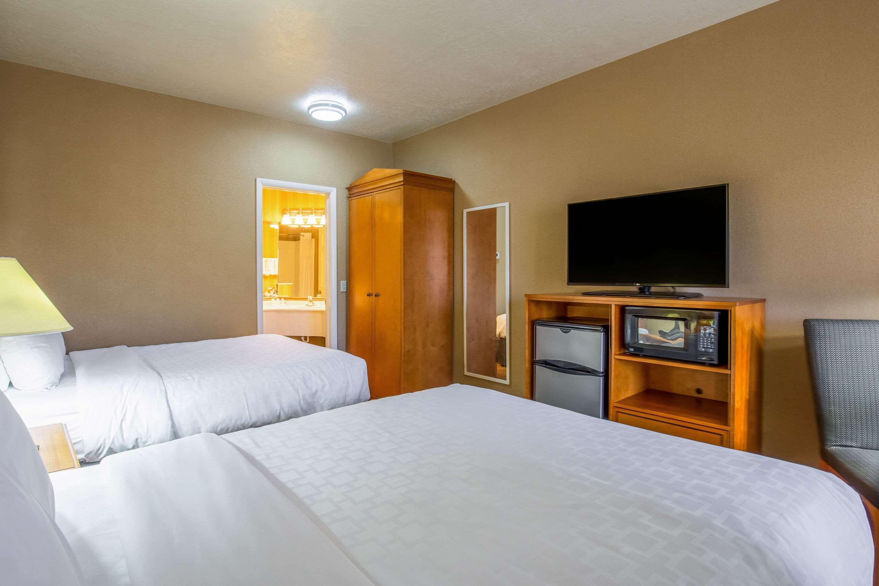 Clarion Suites St George - Convention Center Area Сейнт Джордж Екстериор снимка