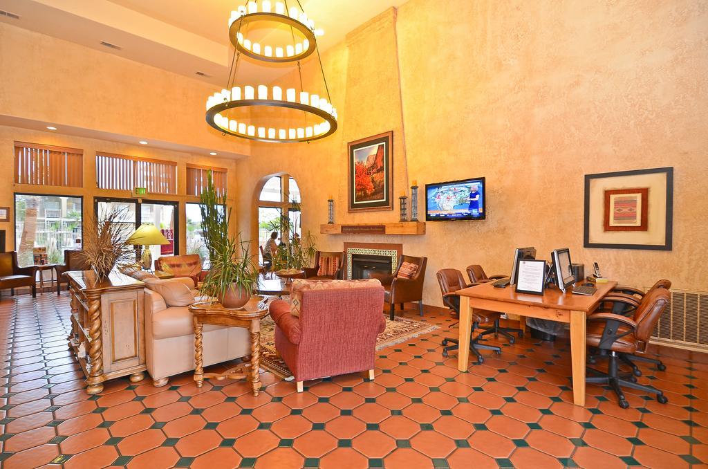 Clarion Suites St George - Convention Center Area Сейнт Джордж Екстериор снимка